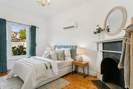 Vincent Street, West Leederville WA 6007 - 3 beds house for Rent, $950 per week - 17860884 | Domain - Photo 3