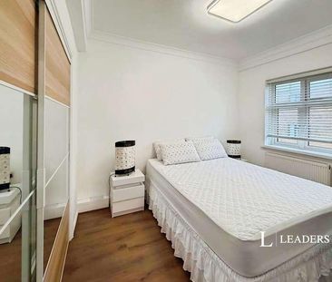 Pine Grange, Bath Road, Bournemouth, Dorset, BH1 - Photo 5