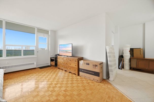 For Lease - 235 Grandravine Drive Unit# 907, Toronto, Ontario - Photo 1