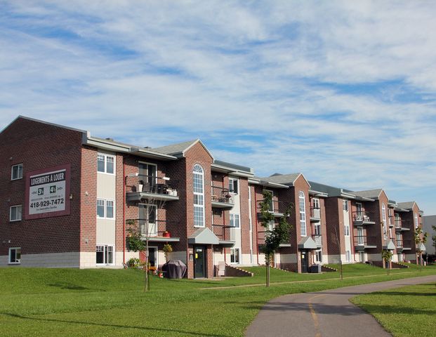 3 1/2 Rénové à Louer Bd Lebourgneuf - Photo 1
