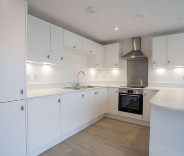 Milton Mount, Old Road East, Gravesend, Kent, DA12 - Photo 3