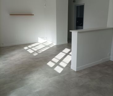 Location Appartement 4 pièces 63m² BRUNOY 91800 - Photo 3