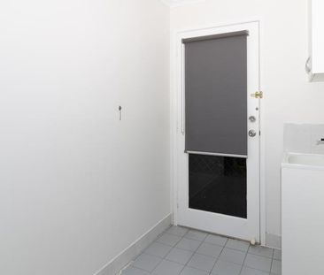 WALK TO SCHOOL & SHOPS - Photo 3