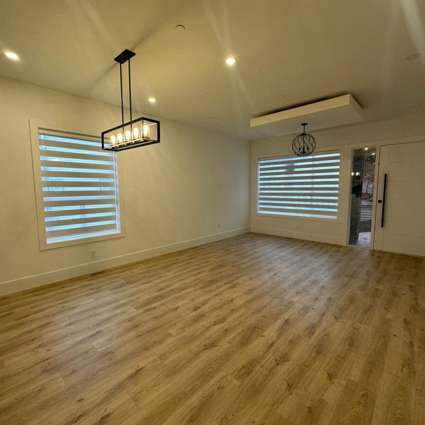 An Upper-Level Unit in a Quiet Neighborhood - Photo 1