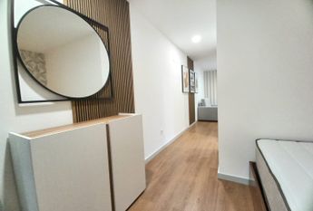 Furnished, equipped and expenses included