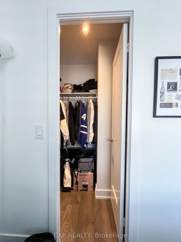 5 Mabelle Avenue ##2034 - Photo 4