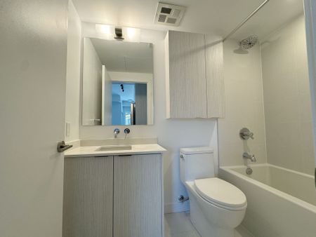 For Lease - 176 Clonmore Drive Unit# 2, Toronto, Ontario - Photo 5