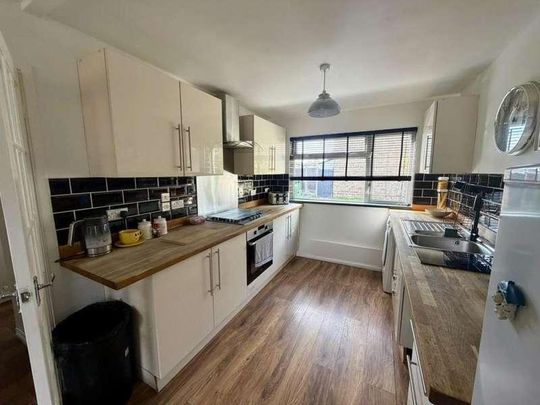 Vandyke, Bracknell, RG12 - Photo 1