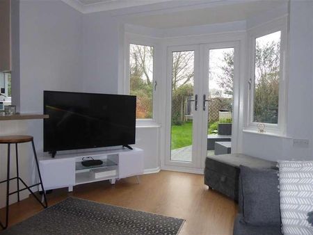 Lincoln Road, Peterborough, PE4 - Photo 4