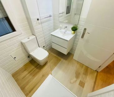 Avenida de la Albufera, Madrid, Community of Madrid 28038 - Foto 6