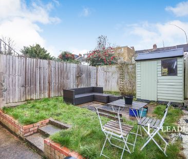 2 bedroom maisonette to rent Birkbeck Road, Beckenham, BR3 - Photo 6