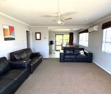 Space, Location and Lifestyle - Photo 1
