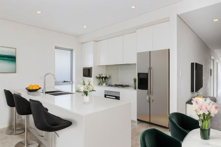 Home For Rent - Photo 3