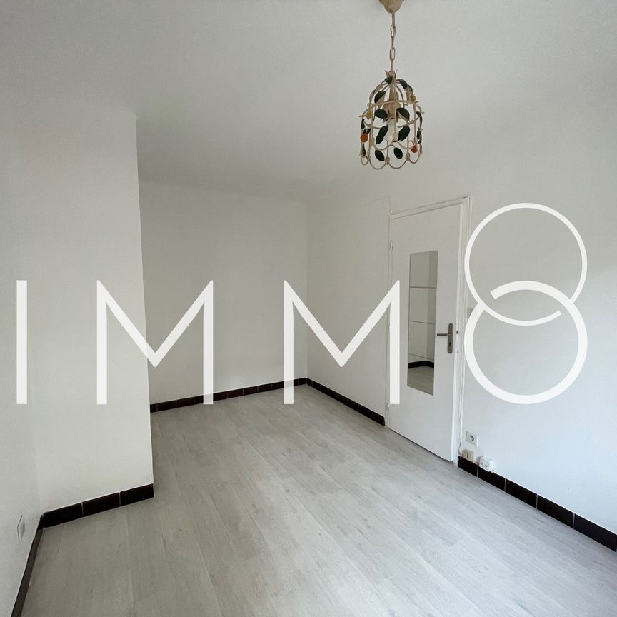 Location Appartement 2 pièces 33m² MARSEILLE 8ème - Photo 1