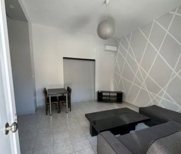 Διαμέρισμα για ενοικίαση Αγία Σοφία - Μανιάτικα (Ταμπούρια – Αγία Σ... - Photo 2