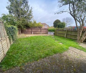 The Close, Royston - Photo 6