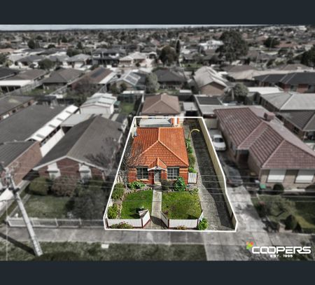 1/15 Farrant Court, Altona Meadows, Vic 3028 - Photo 2