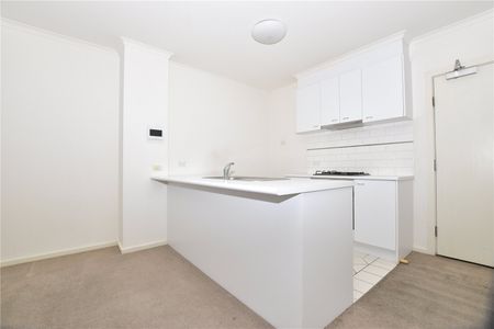 149/79 Whiteman Street - Photo 4