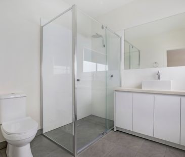 55 Chiltern Way, Wollert VIC 3750 - Townhouse For Rent | Domain - Photo 5