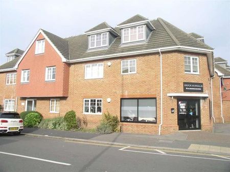 Montpellier Court, Russell Road, Walton On Thames, KT12 - Photo 4