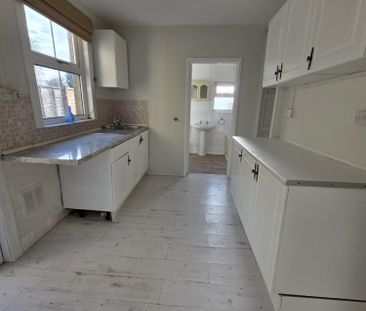 3 bedroom House To Let - Photo 6