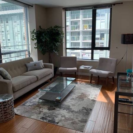 Downtown Unfurnished 2 Bedroom & Den in the luxurious L'Hermitage! - Photo 3