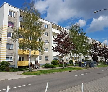 **Ernstbezug nach Renovierung** - 4Raumwohnung mit Wohnberechtigungsschein - Foto 2