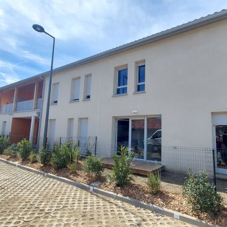 Location Appartement 2 pièces 42m² MURET 31600 - Photo 2