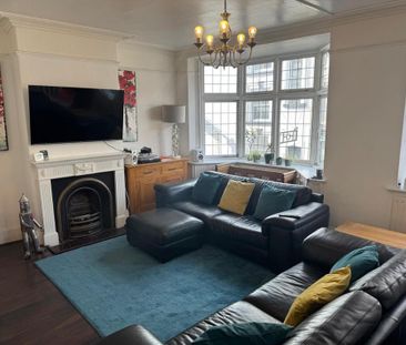 3 bedroom apartment to rent - Photo 2
