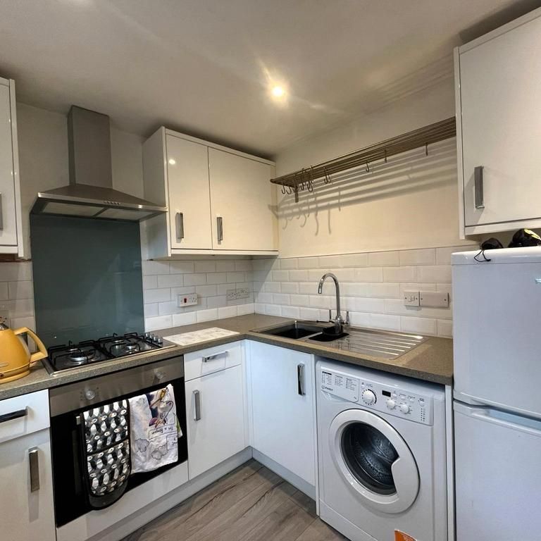 1 bedroom apartment to rent - Photo 1