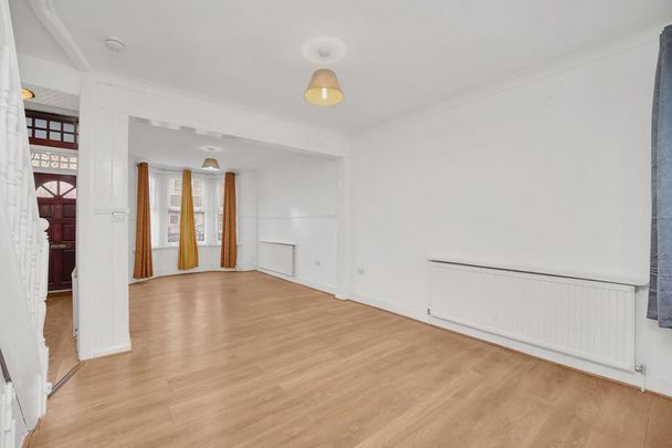 2 bedroom terraced house to rent - Photo 1