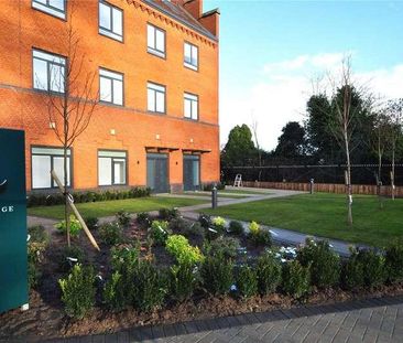 Prestige House, High Street, Egham, Surrey, TW20 - Photo 5