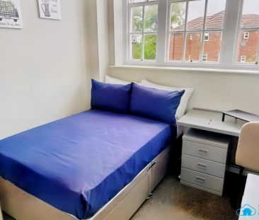 En-Suite Room - Photo 4