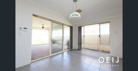 FANTASTIC FAMILY FUN - Photo 4