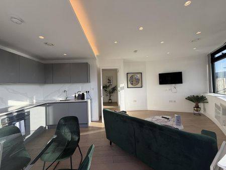 1 bedroom flat to rent - Photo 2