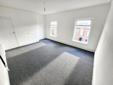 25 Cedar Avenue, Antrim Road, North Belfast, BT15 5AS - Photo 3