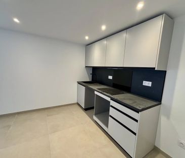 Location Appartement 4 pièces 85m² ST ANDRE DE LA ROCHE 06730 - Photo 4