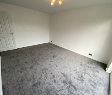 £1,100 PCM, Spacious Newly Refurbished Two Bedroom Flat in Gainsbor... - Photo 2