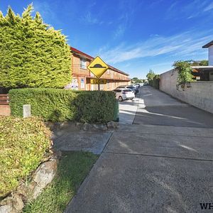 61/22 Mowatt Street, Queanbeyan - Photo 2