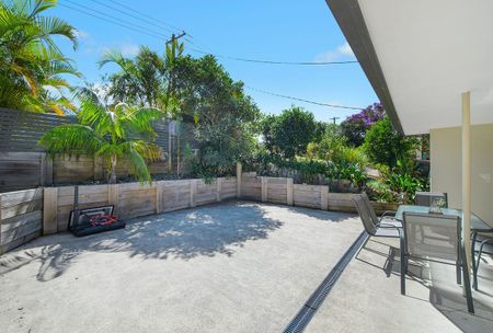 4 Calwalla Crescent, Port Macquarie NSW 2444 - House For Rent | Domain - Photo 2