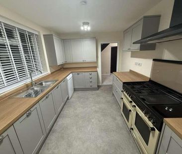 West Reading, Berkshire, RG30 - Photo 5