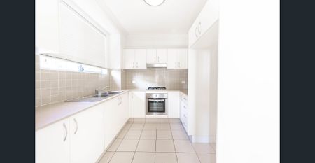 Spacious Two Bedroom Unit - Photo 3