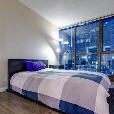 Downtown Vancouver Coal Harbour Alberni Stree 1 bedroom 1 bath - Photo 4