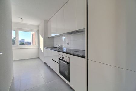 Appartement de 3.5 pièces entièrement rénové à Fribourg - Photo 5