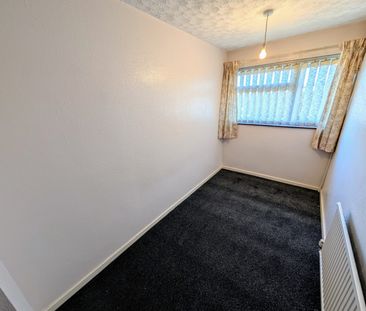 A 3 Bedroom Terraced - Photo 4