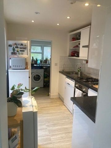 3 Bed Terraced House, Eldon Street, RG1 - Photo 5