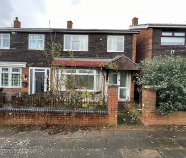 3 bedroom semi-detached house to rent - Photo 4