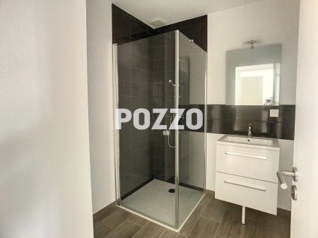 LOCATION : appartement T3 (59 m²) à AVRANCHES - Photo 4