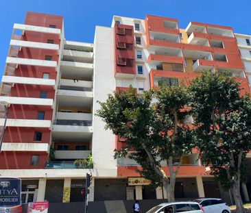 Location Appartement 3 pièces 57m² STE CLOTILDE 97490 - Photo 3