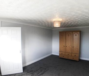 Fully Refurbished 2 Bedroom Property in Doddington - Photo 4